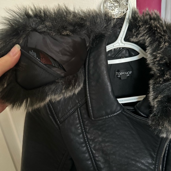 Leather Topshop Jacket w detachable faux fur - Picture 2 of 8